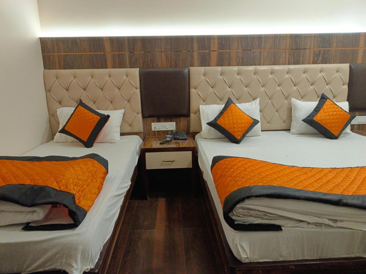 Hotel Batra Home Nizamuddin New Delhi Bagian luar foto