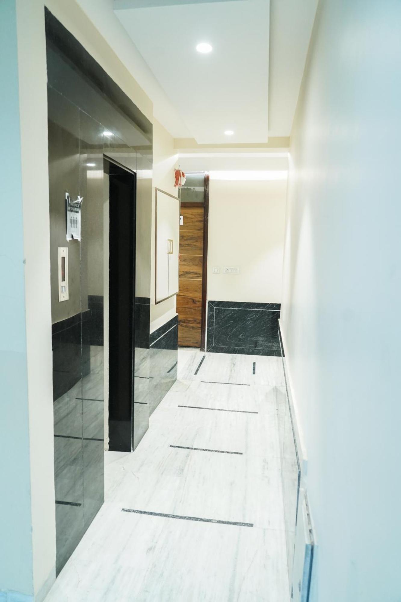 Hotel Batra Home Nizamuddin New Delhi Bagian luar foto